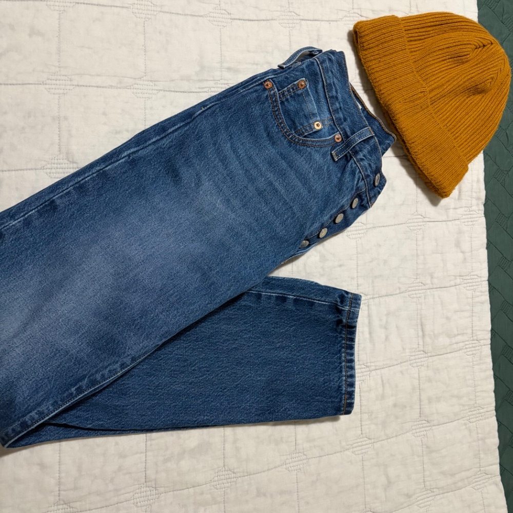 Jeans - Picture 2 of 9